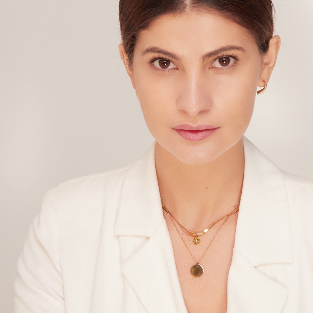 Stylish Layered Choker - Picture 6 of 7